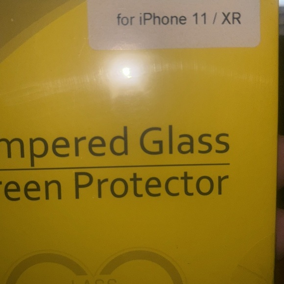 Tempered glass screen protector for iPhone 11/xr. 2 pack. - Picture 4 of 4